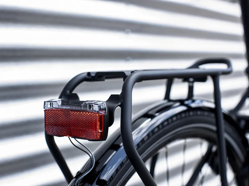 Trek District 3 Equipped Hybrid Bike in Black-7